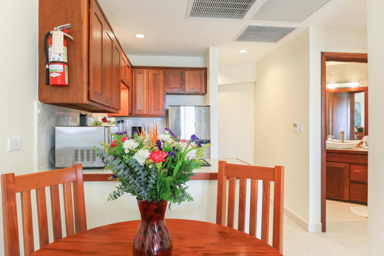 Sunbreeze Suites San Pedro  Eksteriør bilde