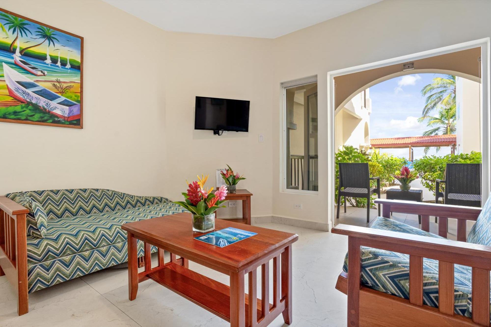 Sunbreeze Suites San Pedro  Eksteriør bilde