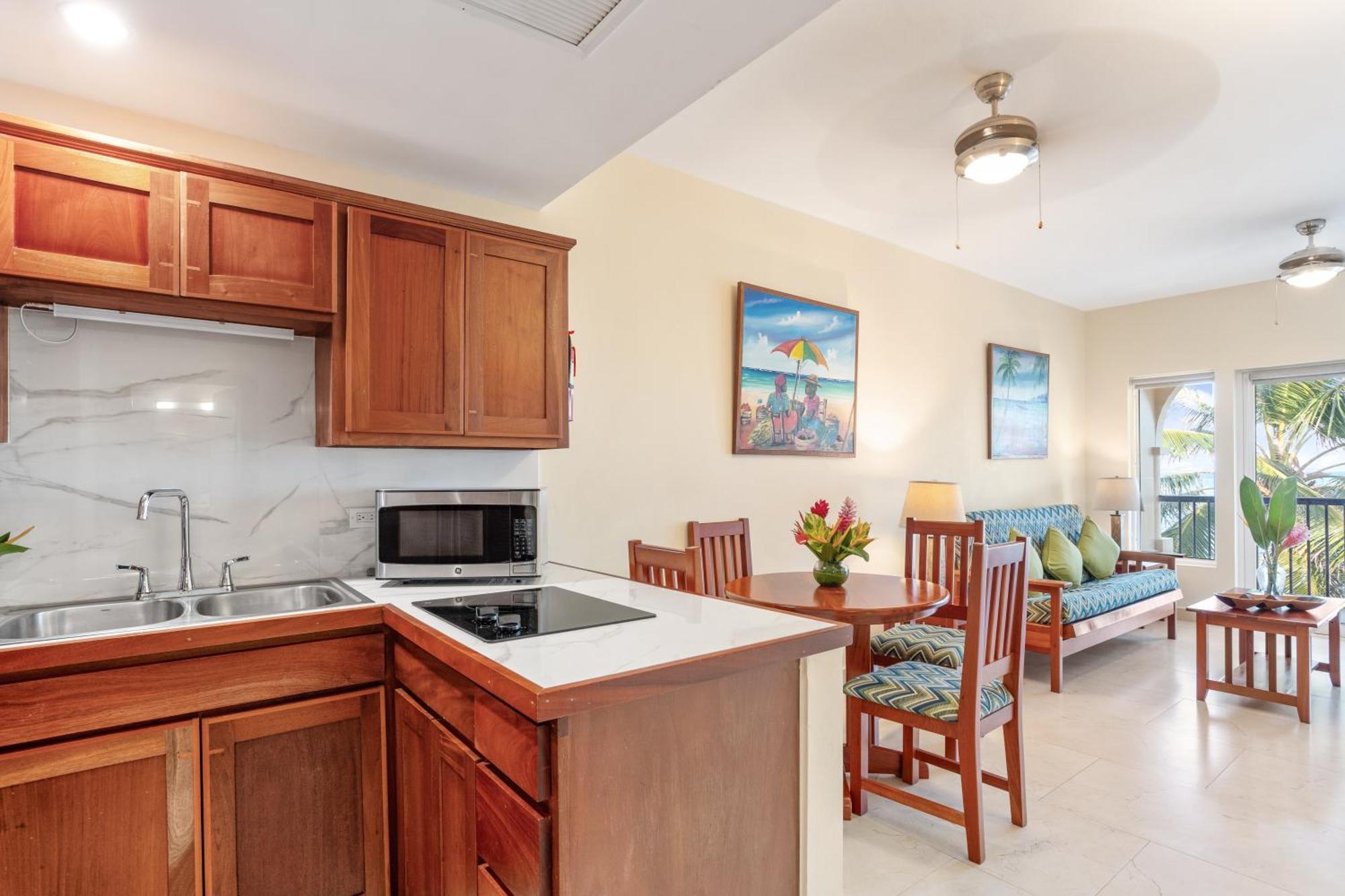 Sunbreeze Suites San Pedro  Eksteriør bilde