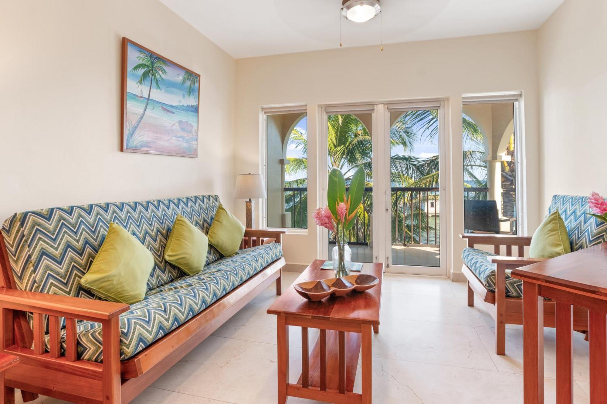 Sunbreeze Suites San Pedro  Eksteriør bilde